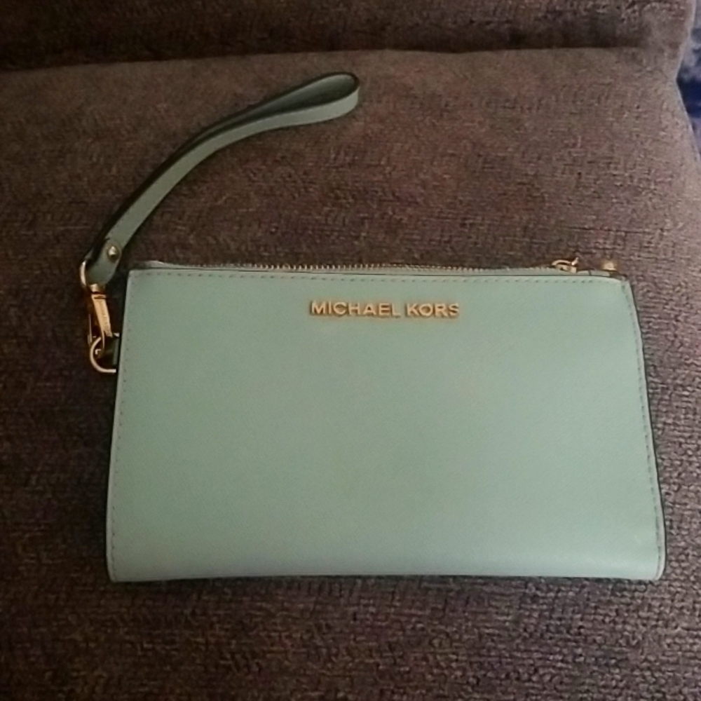 Michael Kors wallet